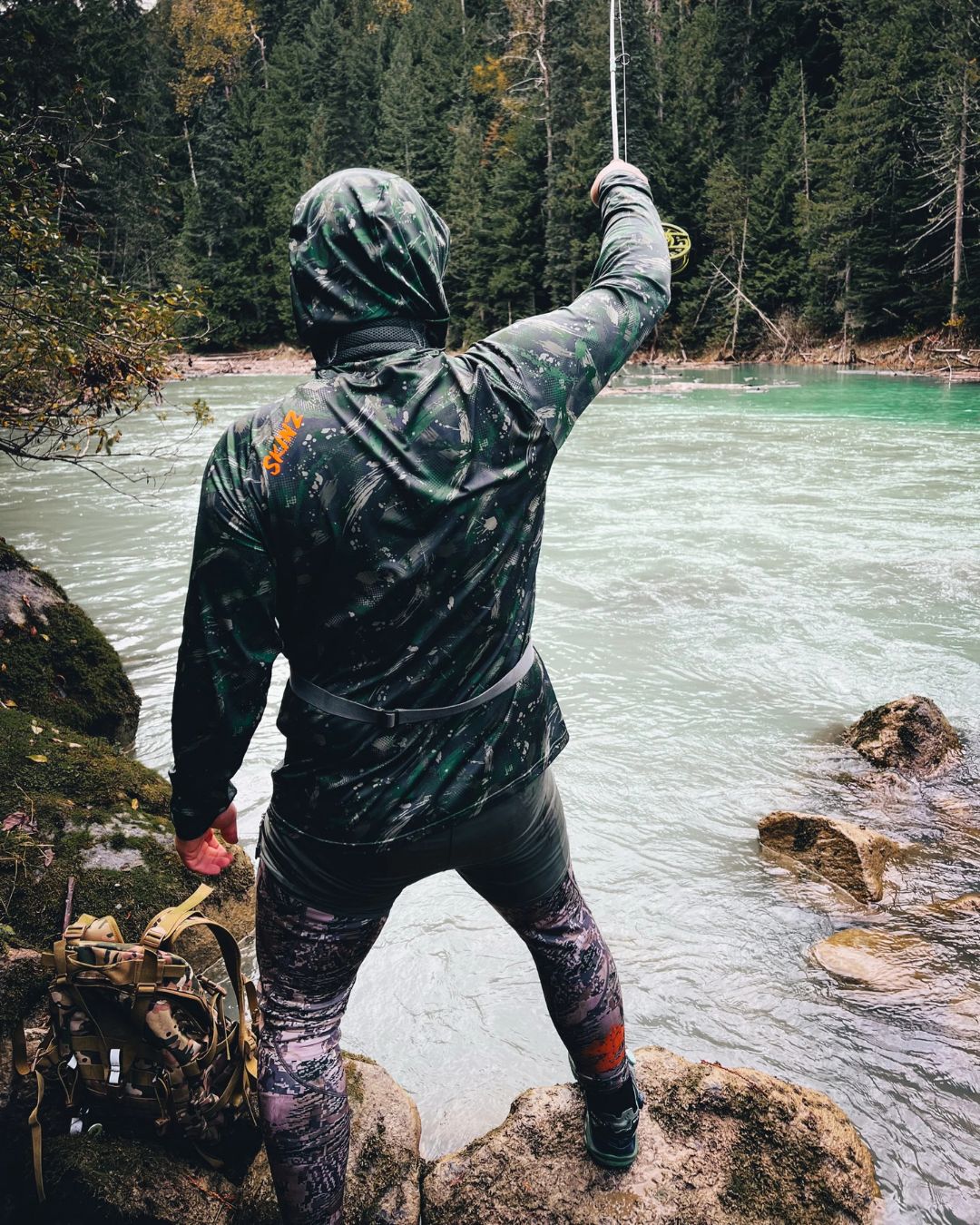 Backcountry Skinz Solarflexz UVPro Sun Hoodie - Forest Surge Camo