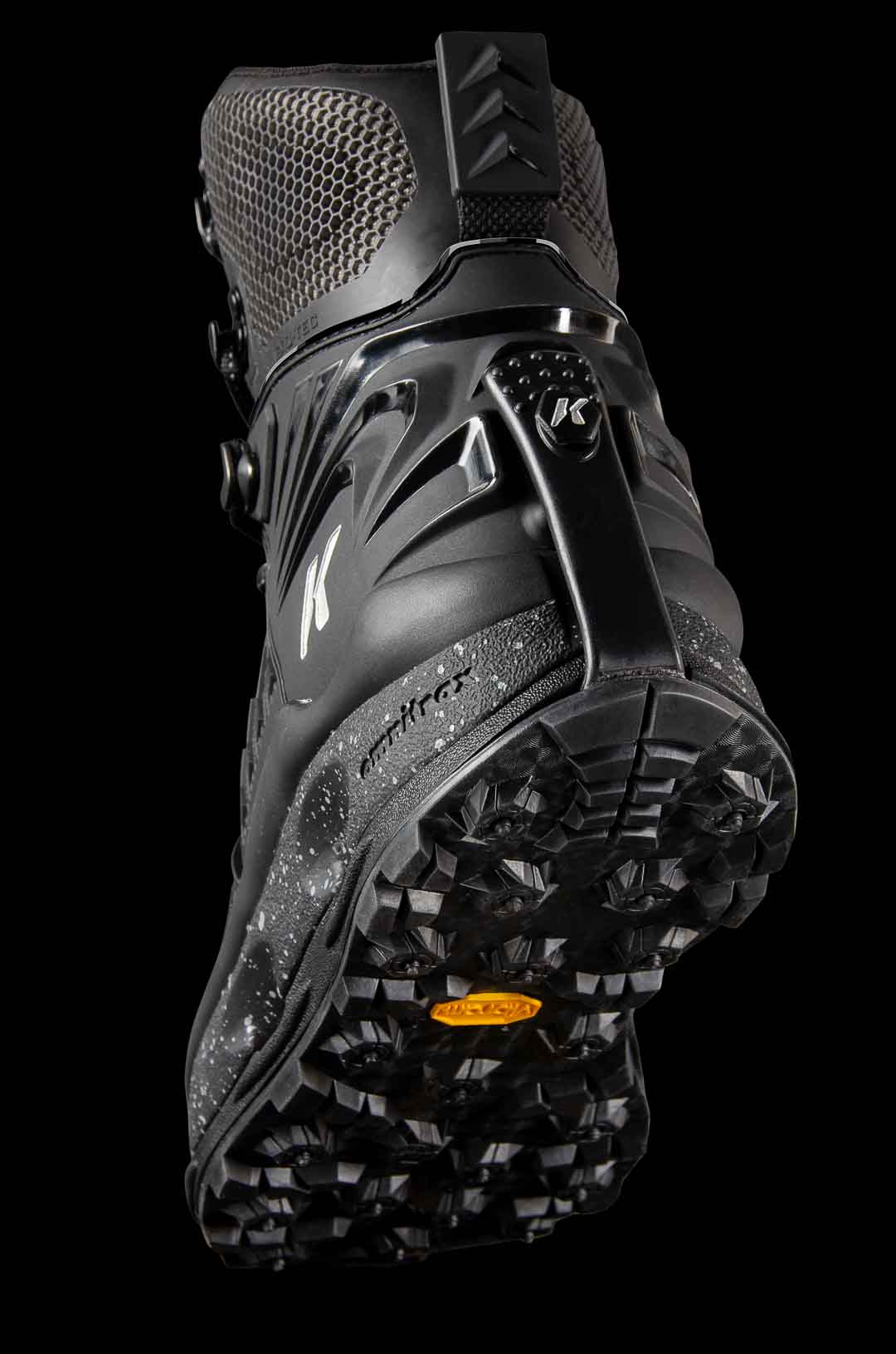 Korkers RIVER OPS Wading Boots - heel-lifted-dark