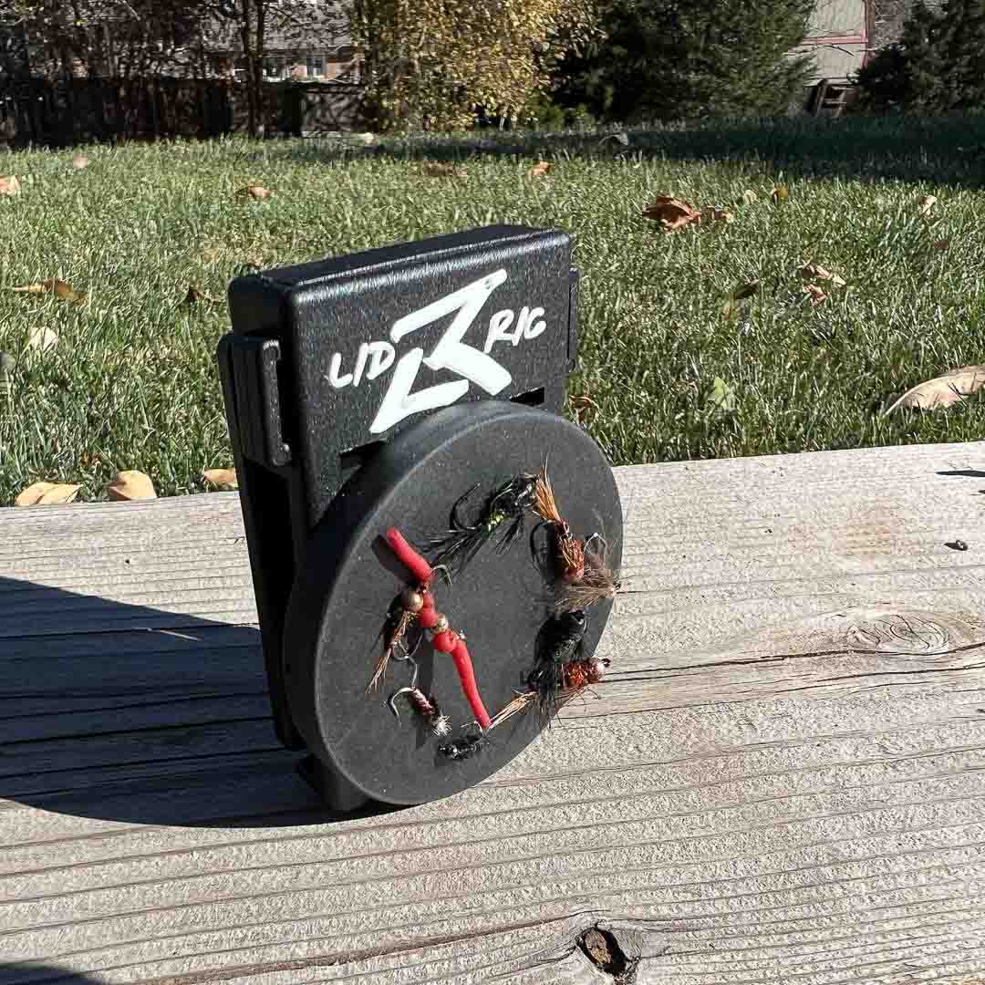 Lid Rig FlyWheel - Magnetic Holster for Flies and Tools