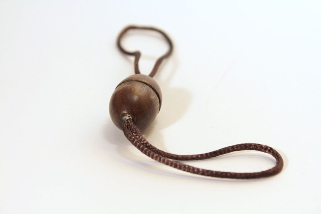 Wooden Magnetic Net Release