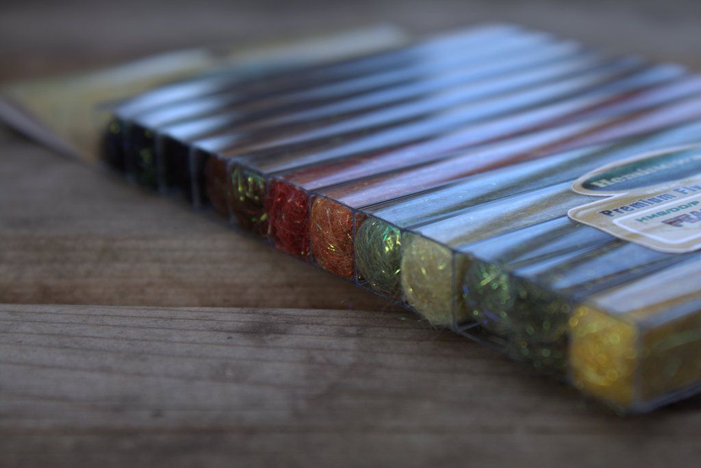 Hemingway's Peacock Dubbing Dispenser