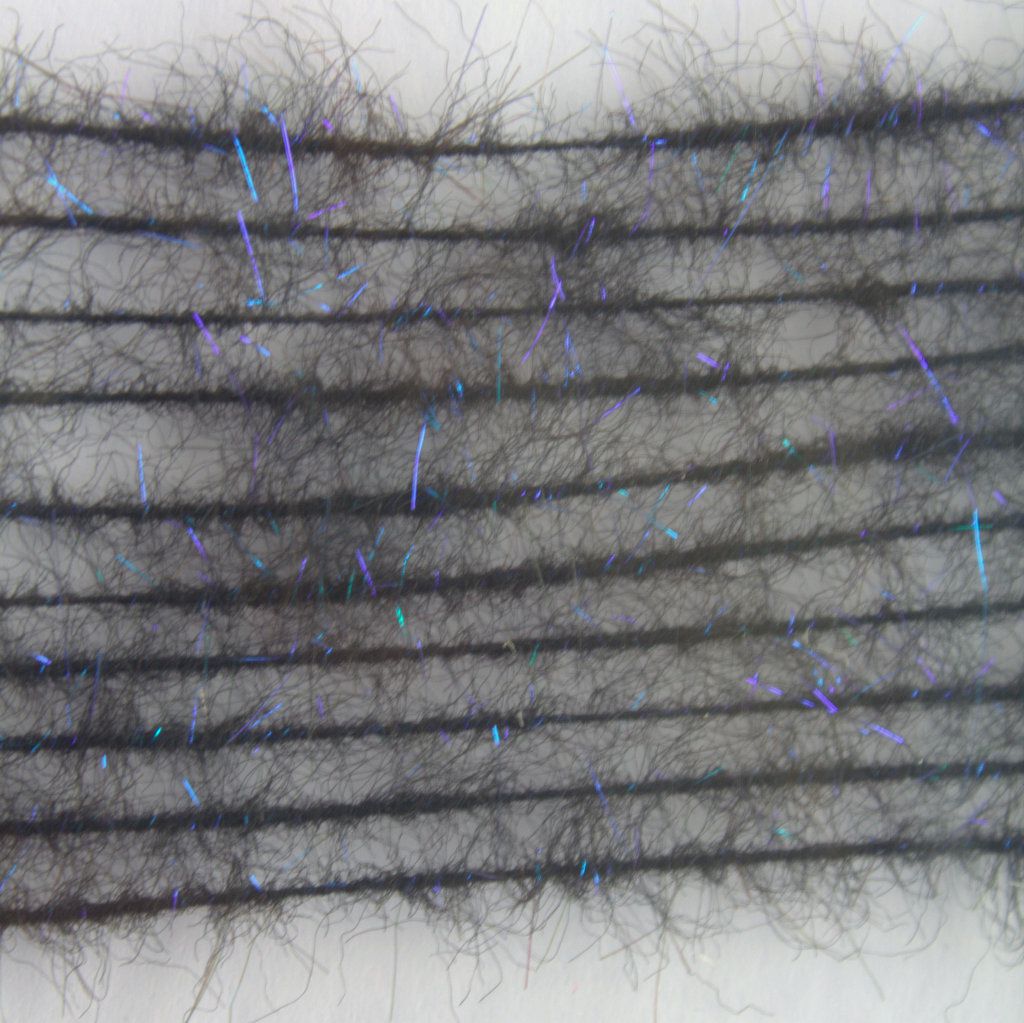 Hemingway's Peacock Dubbing Brush