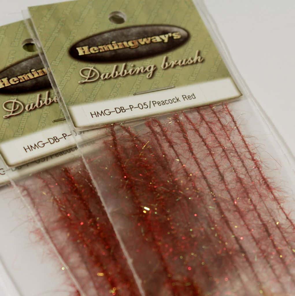 Hemingway's Peacock Dubbing Brush