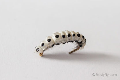 Realistic Curved Sawfly Larva Fly