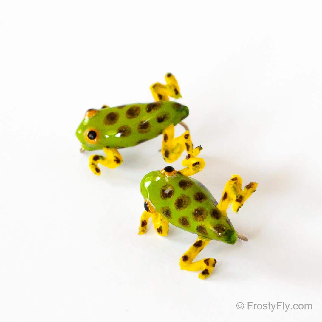 Realistic Frog Fly - Green