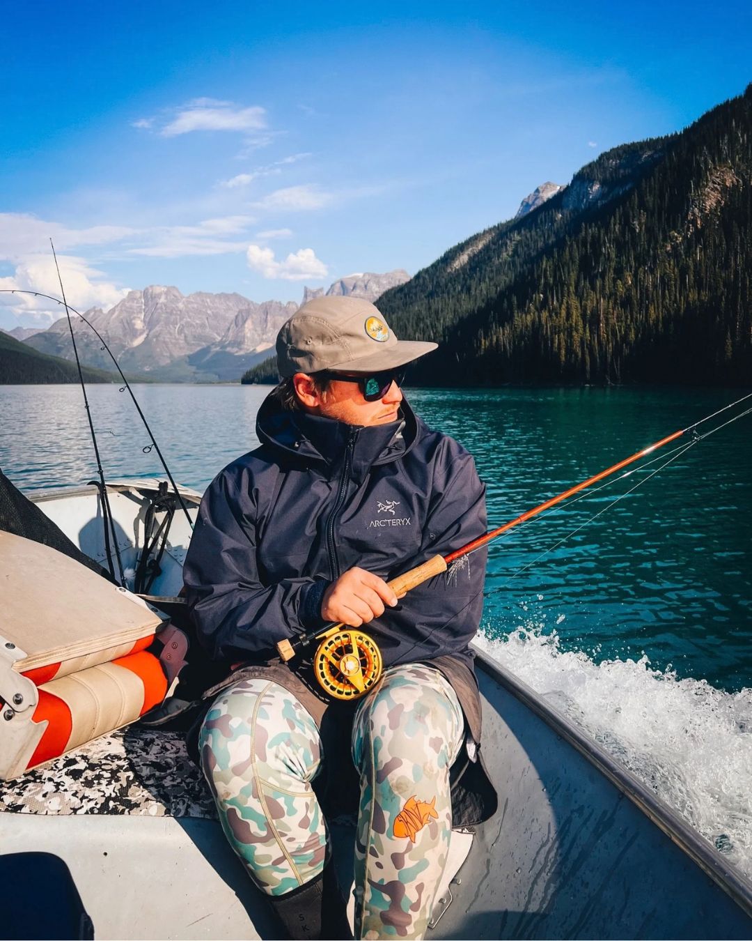 SolarFlexz™ UVPro Camo Lightweight Compression Polyester Fishing Pants - Mens - Sandstorm Camo - in action