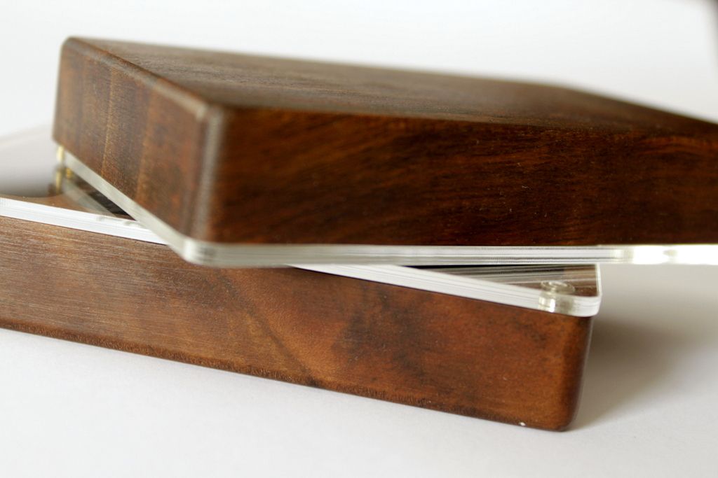 Skeena River Solid Walnut Wooden Streamer Fly Box with Clear Lid